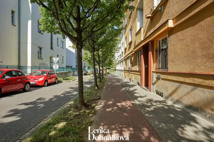 Prodej bytu 1+1, Hodonín, Nádražní řádek, 63 m2