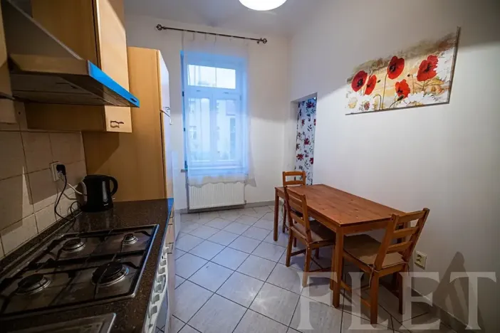 Pronájem bytu 2+1, Praha - Karlín, Sokolovská, 64 m2