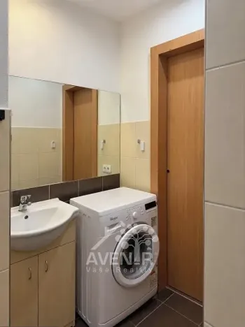 Prodej bytu 1+kk, Liberec, Nad Školou, 34 m2