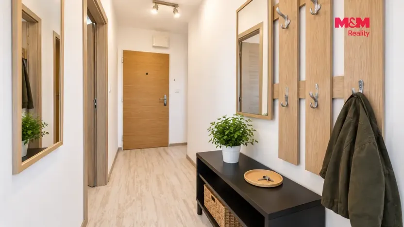 Pronájem bytu 1+kk, Praha - Modřany, Pertoldova, 31 m2