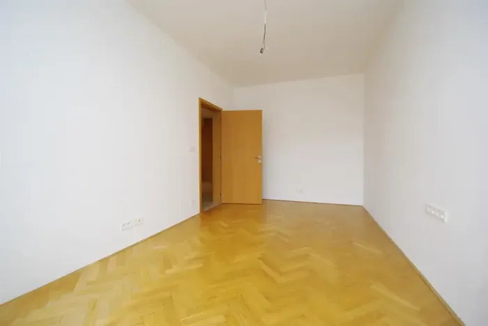 Pronájem bytu 3+1, Praha - Bubeneč, dr. Zikmunda Wintra, 119 m2