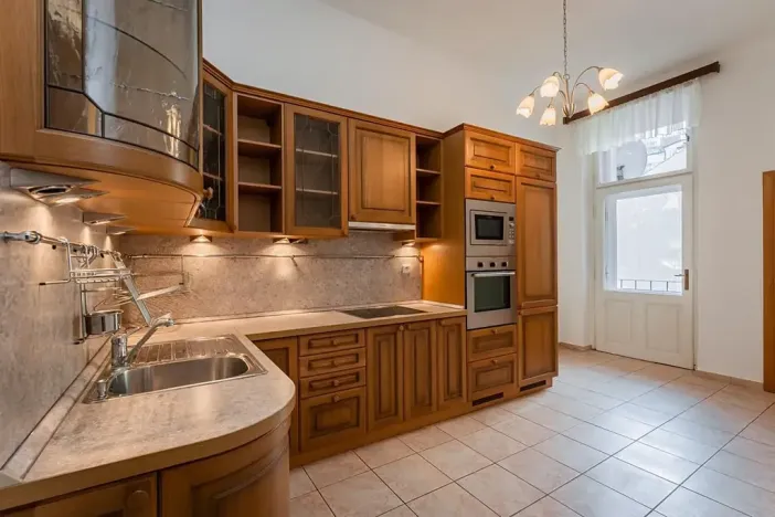Pronájem bytu 3+1, Praha - Staré Město, Bílkova, 94 m2
