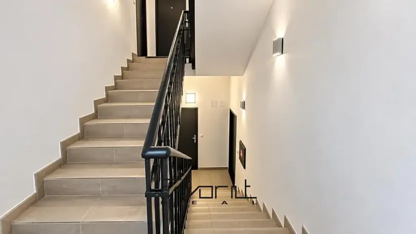 Pronájem bytu 2+kk, Ostrava, V Zátiší, 42 m2