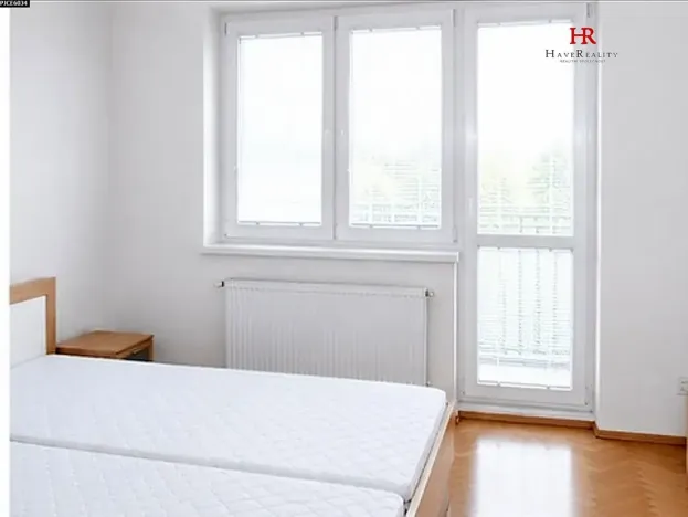 Pronájem bytu 2+kk, Praha - Strašnice, Vykáňská, 57 m2