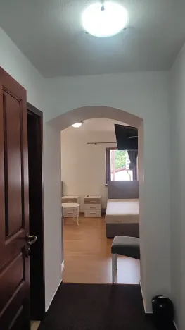 Pronájem bytu 1+kk, Staré Město, Jamnická, 24 m2