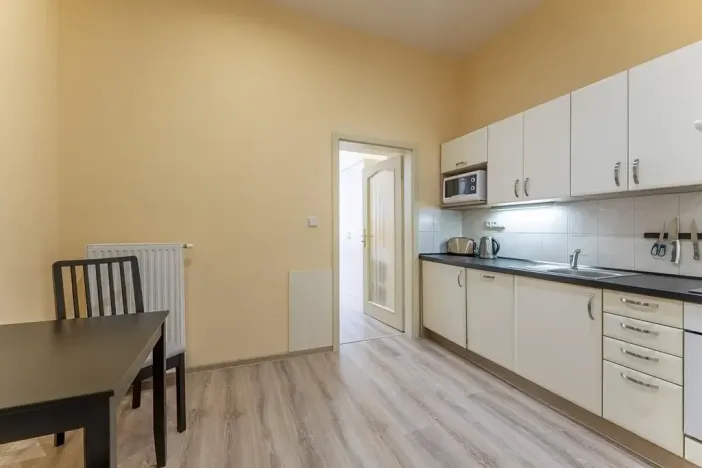 Pronájem bytu 1+1, Praha - Vinohrady, Máchova, 40 m2