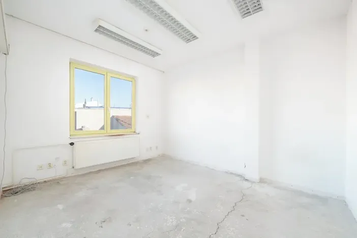 Pronájem kanceláře, Brno, Malínská, 179 m2