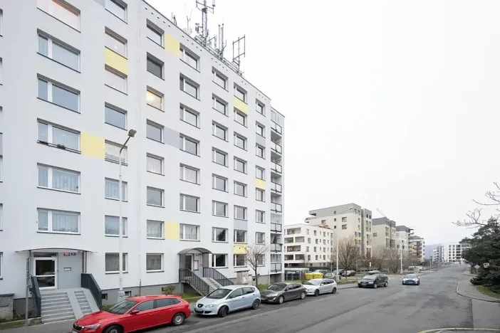 Pronájem bytu 3+1, Praha - Modřany, K Vystrkovu, 80 m2