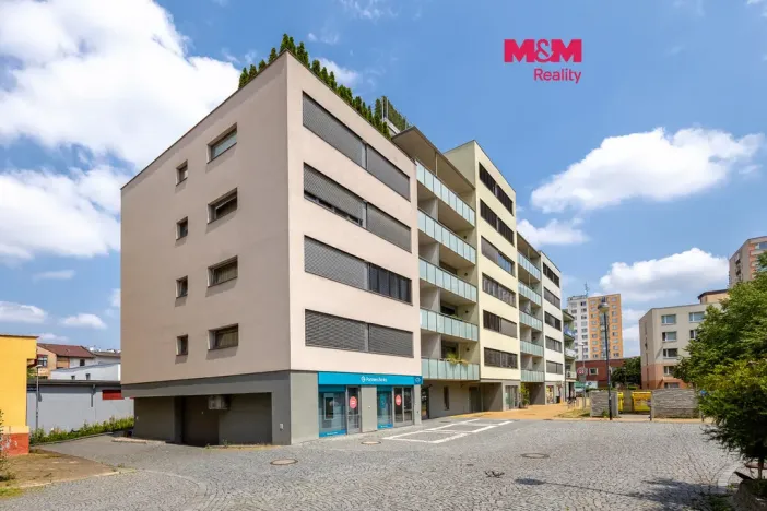 Pronájem bytu 3+kk, Pardubice - Zelené Předměstí, Hronovická, 119 m2