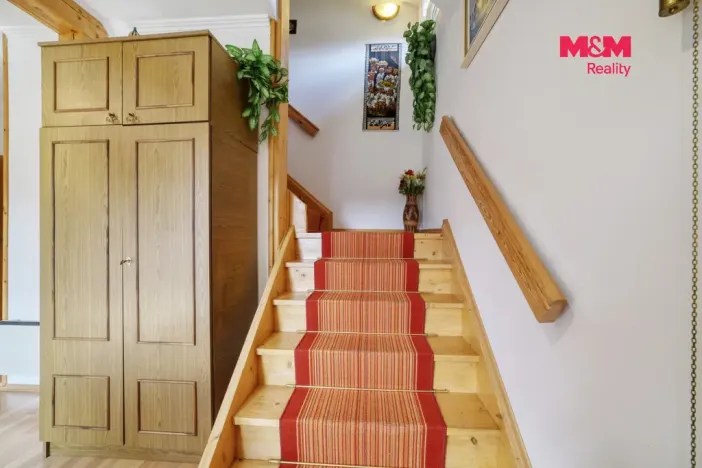 Prodej rodinného domu, Valy, Na Stráni, 130 m2