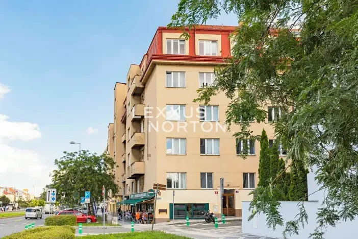 Prodej bytu 3+1, Praha - Hradčany, Tychonova, 97 m2