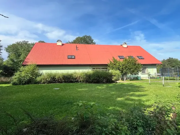 Dražba činžovního domu, Komorní Lhotka, 1000 m2