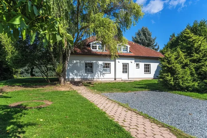 Prodej rodinného domu, Dolní Břežany, 270 m2