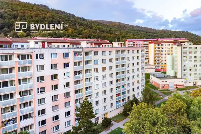 Prodej bytu 1+1, Krupka, Karla Čapka, 36 m2