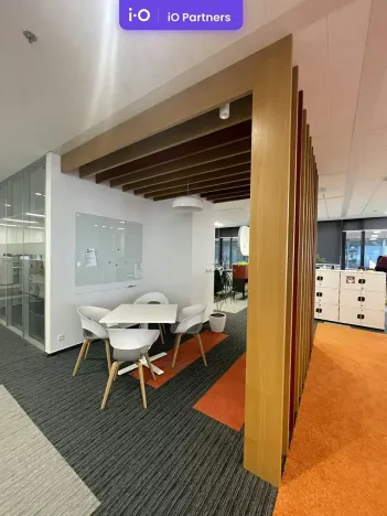 Pronájem kanceláře, Praha - Michle, Vyskočilova, 1135 m2