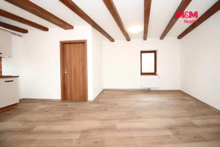 Pronájem bytu 2+kk, Sezemice, Havlíčkova, 50 m2