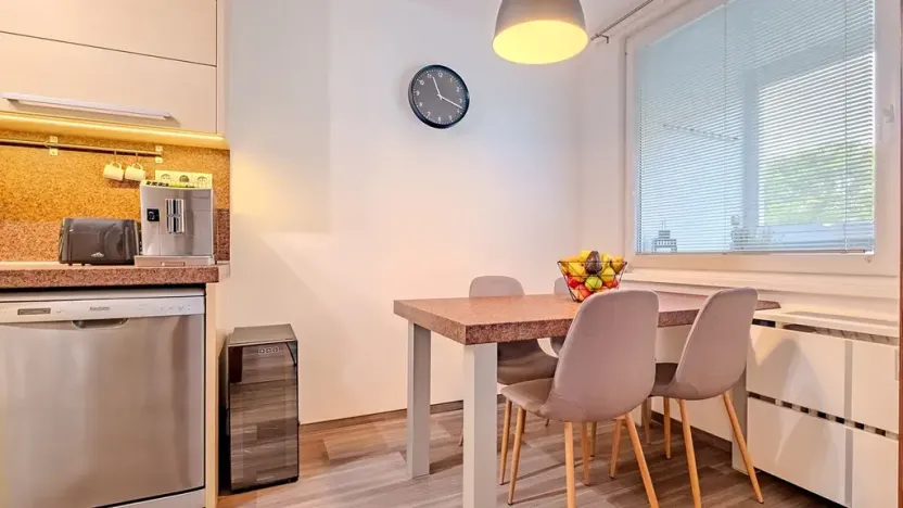 Pronájem bytu 3+1, Poděbrady, Kunštátská, 70 m2