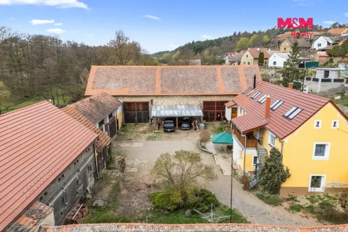 Prodej rodinného domu, Jarpice, 380 m2