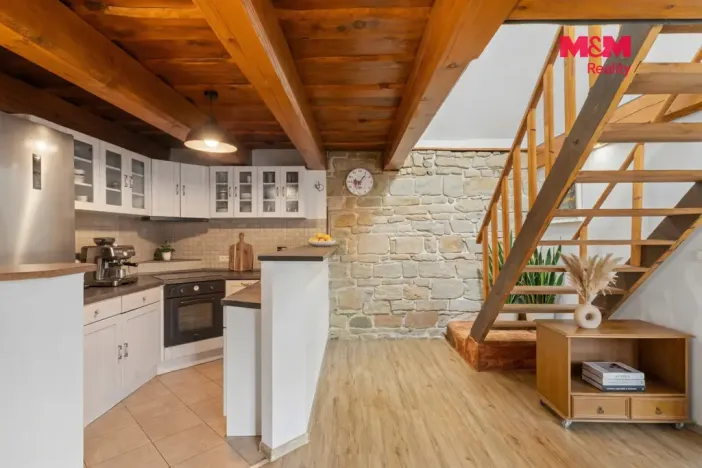 Prodej rodinného domu, Jarpice, 380 m2