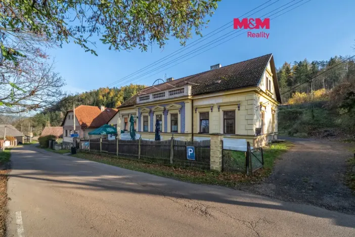 Prodej restaurace, Zvíkovec, 275 m2