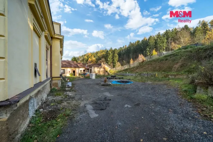 Prodej restaurace, Zvíkovec, 275 m2