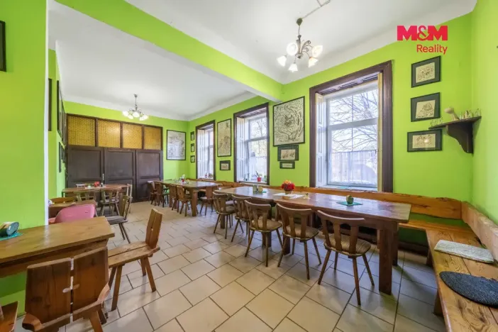 Prodej restaurace, Zvíkovec, 275 m2