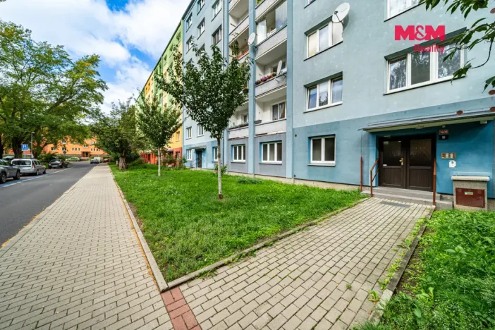 Prodej bytu 3+1, Karlovy Vary, Brigádníků, 68 m2