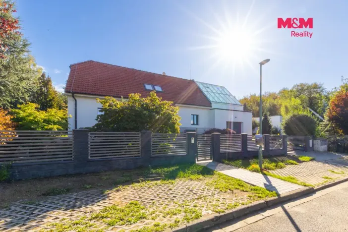 Prodej rodinného domu, Černá Hora, Na Prášilkách, 258 m2