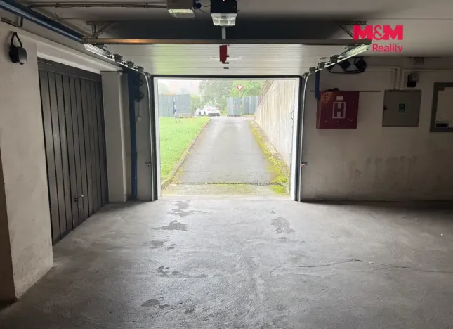 Prodej garáže, Kroměříž, Albertova, 19 m2