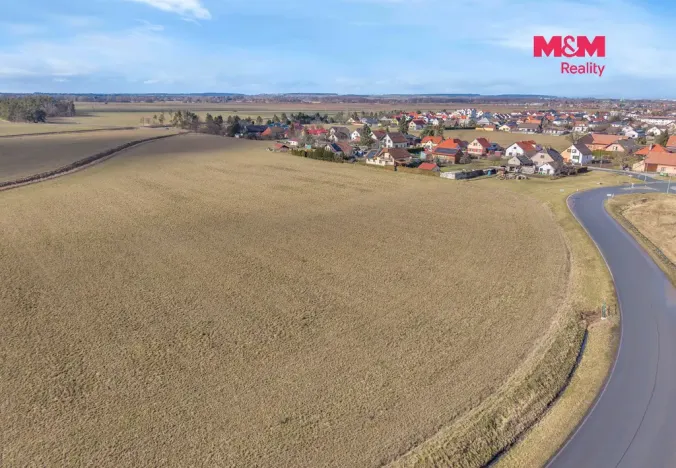 Prodej komerčního pozemku, Opatovice nad Labem, 8400 m2
