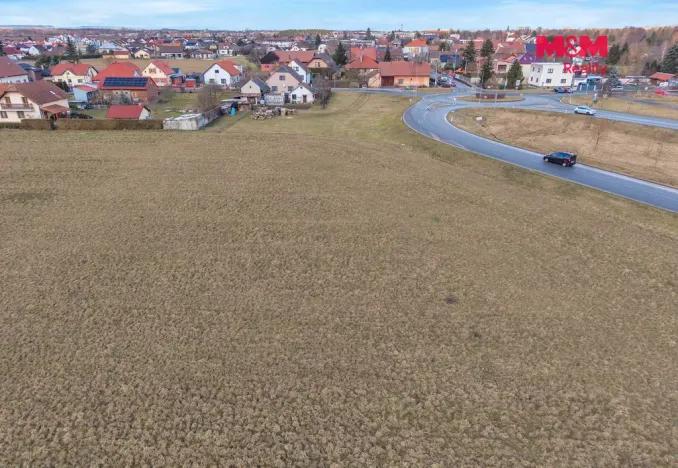 Prodej komerčního pozemku, Opatovice nad Labem, 8400 m2