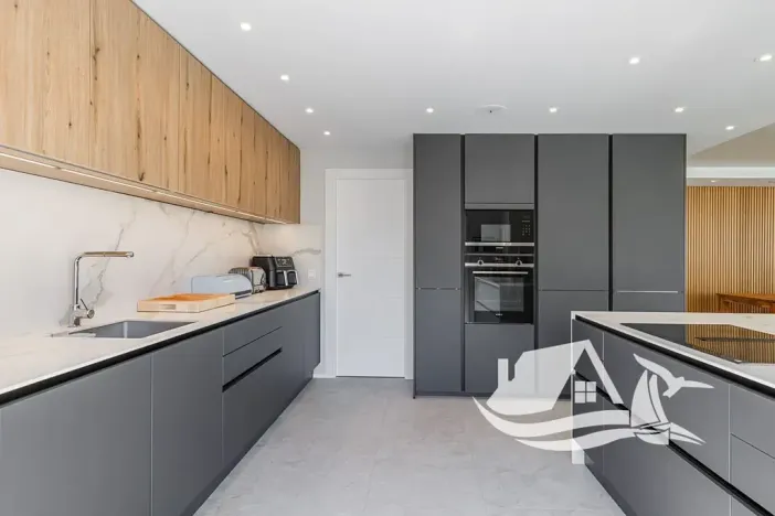 Prodej bytu 5+kk, Marbella, Španělsko, 180 m2