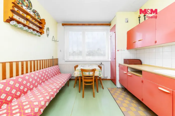 Prodej bytu 3+1, Okrouhlá, 69 m2