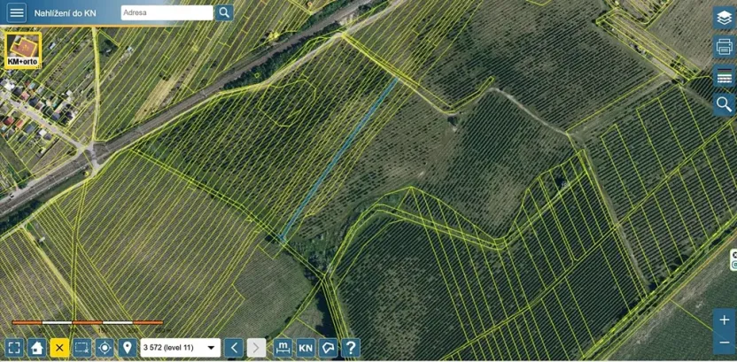 Prodej sadu/vinice, Lužice, 3039 m2