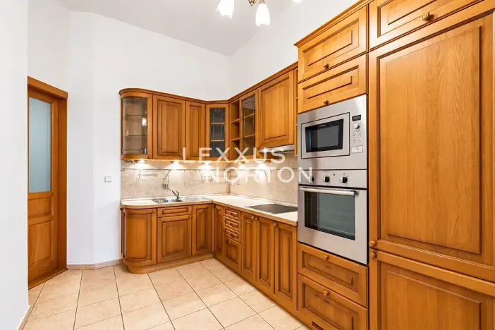 Pronájem bytu 3+1, Praha - Staré Město, Bílkova, 94 m2