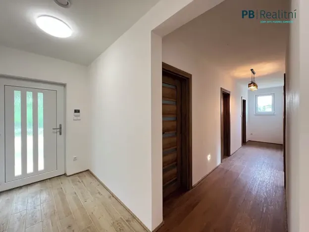 Prodej rodinného domu, Očihov, 145 m2