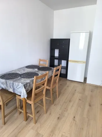 Prodej bytu 2+kk, Praha - Troja, Hnězdenská, 46 m2