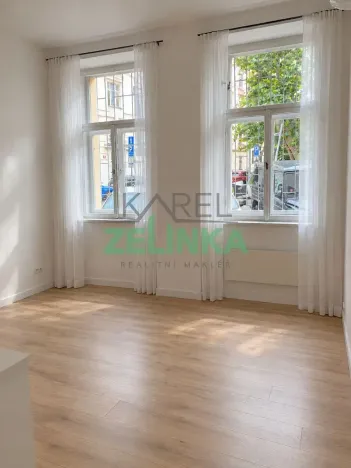 Pronájem bytu 1+kk, Praha - Holešovice, Kamenická, 20 m2