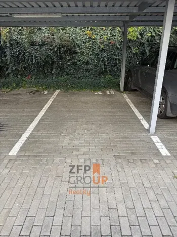 Pronájem garážového stání, Brno, Palackého třída, 13 m2