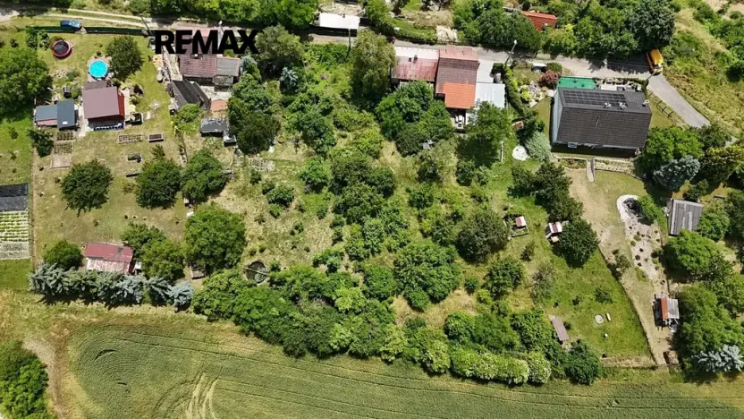 Prodej pozemku pro bydlení, Brandýsek, Ve višňovce, 1735 m2