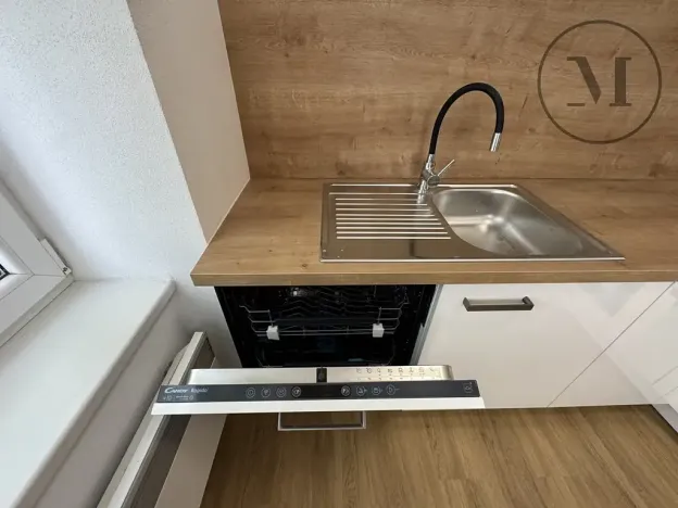Pronájem bytu 2+kk, České Budějovice, Lidická tř., 48 m2