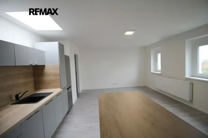 Pronájem bytu 1+kk, Kolín, Krčínova, 34 m2