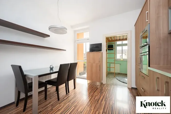 Prodej bytu 3+1, Brno, Staňkova, 82 m2
