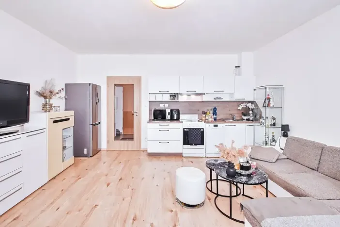 Prodej bytu 1+kk, Kladno, Jaroslava Holečka, 36 m2