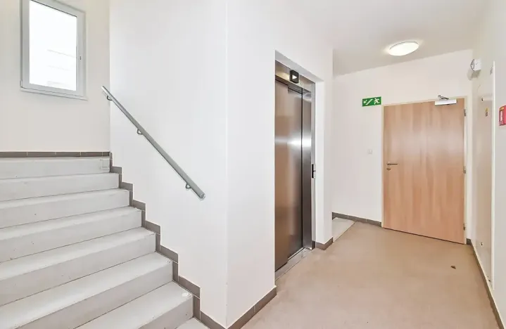 Prodej bytu 1+kk, Kladno, Jaroslava Holečka, 36 m2