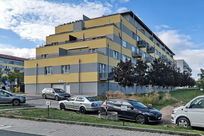 Prodej bytu 1+kk, Kladno, Jaroslava Holečka, 36 m2