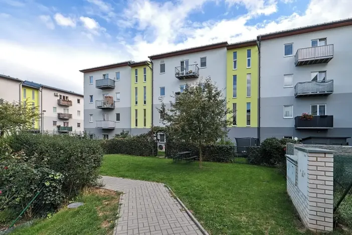 Prodej bytu 1+kk, Kladno, Generála Selnera, 34 m2
