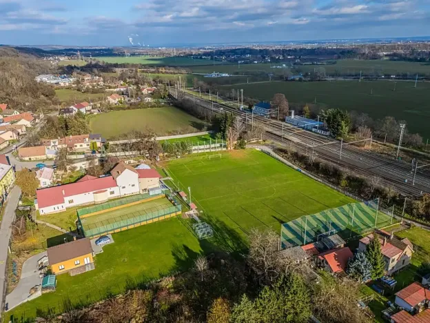 Prodej pozemku pro bydlení, Nelahozeves, Pod strání, 711 m2