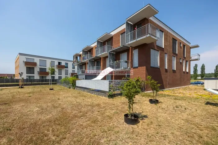 Pronájem bytu 1+kk, Brandýs nad Labem-Stará Boleslav, Táhlá, 45 m2
