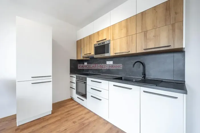 Pronájem bytu 1+kk, Brandýs nad Labem-Stará Boleslav, Táhlá, 45 m2